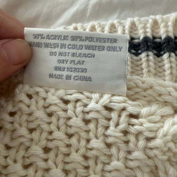 Taylor Swift, Folklore Cardigan XS/S - Picture 4 of 7